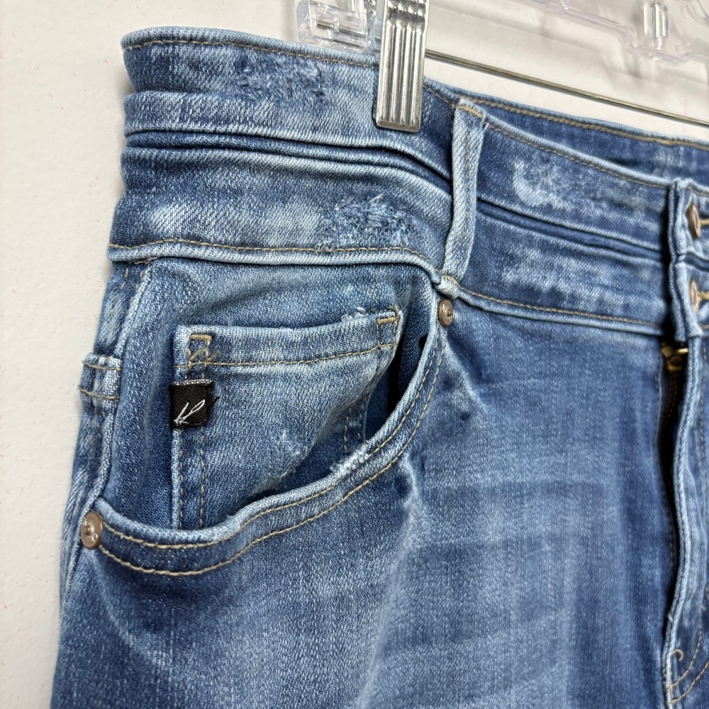 KanCan Curvy High Rise Flare Jeans Medium Wash Raw Hem Blue Womens Size 15/32 - Picture 3 of 10